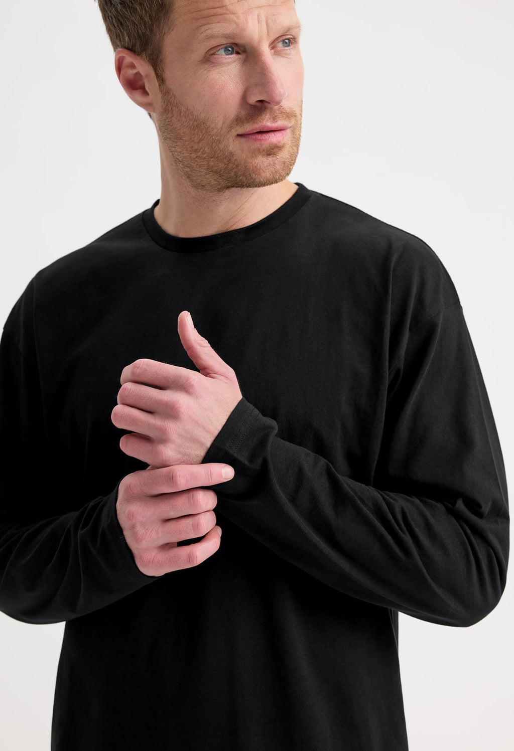 Unisex Long Sleeve Classic T-Shirt - 180gsm 100% Ring-Spun Combed Cotton | Black & White