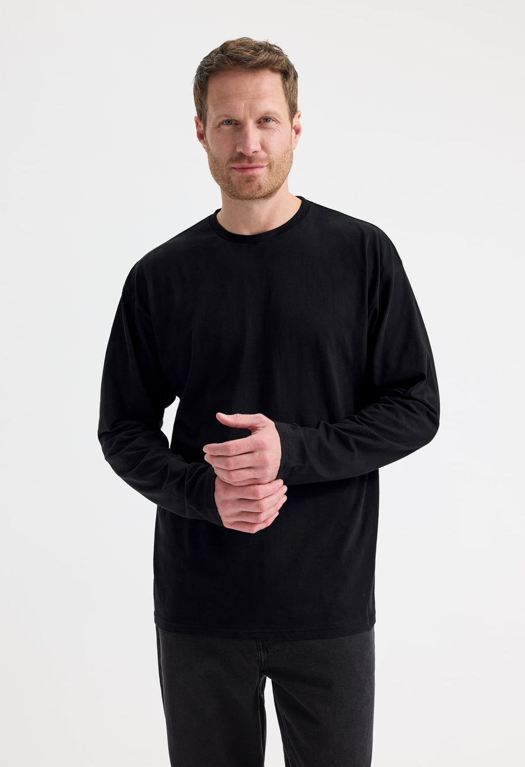 Unisex Long Sleeve Classic T-Shirt - 180gsm 100% Ring-Spun Combed Cotton | Black & White